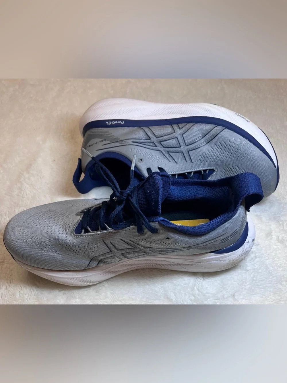 ASICS Men’s Running Shoes - Light Gray & Navy Blue